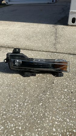 OEM Tesla Model 3 RH Front fog Light