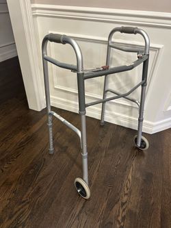 NOVA folding walker w/5” wheels