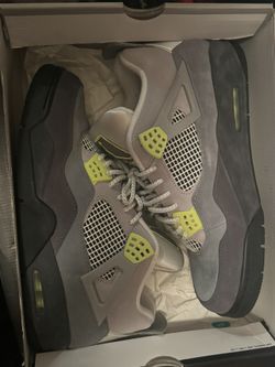 Jordan 4 Retro , SE 95 Neon *SZ 13*