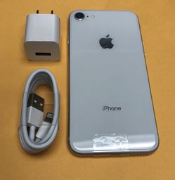 iPhone 8 64GB Factory Unlocked