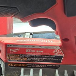 Milwaukee Band Saw M12