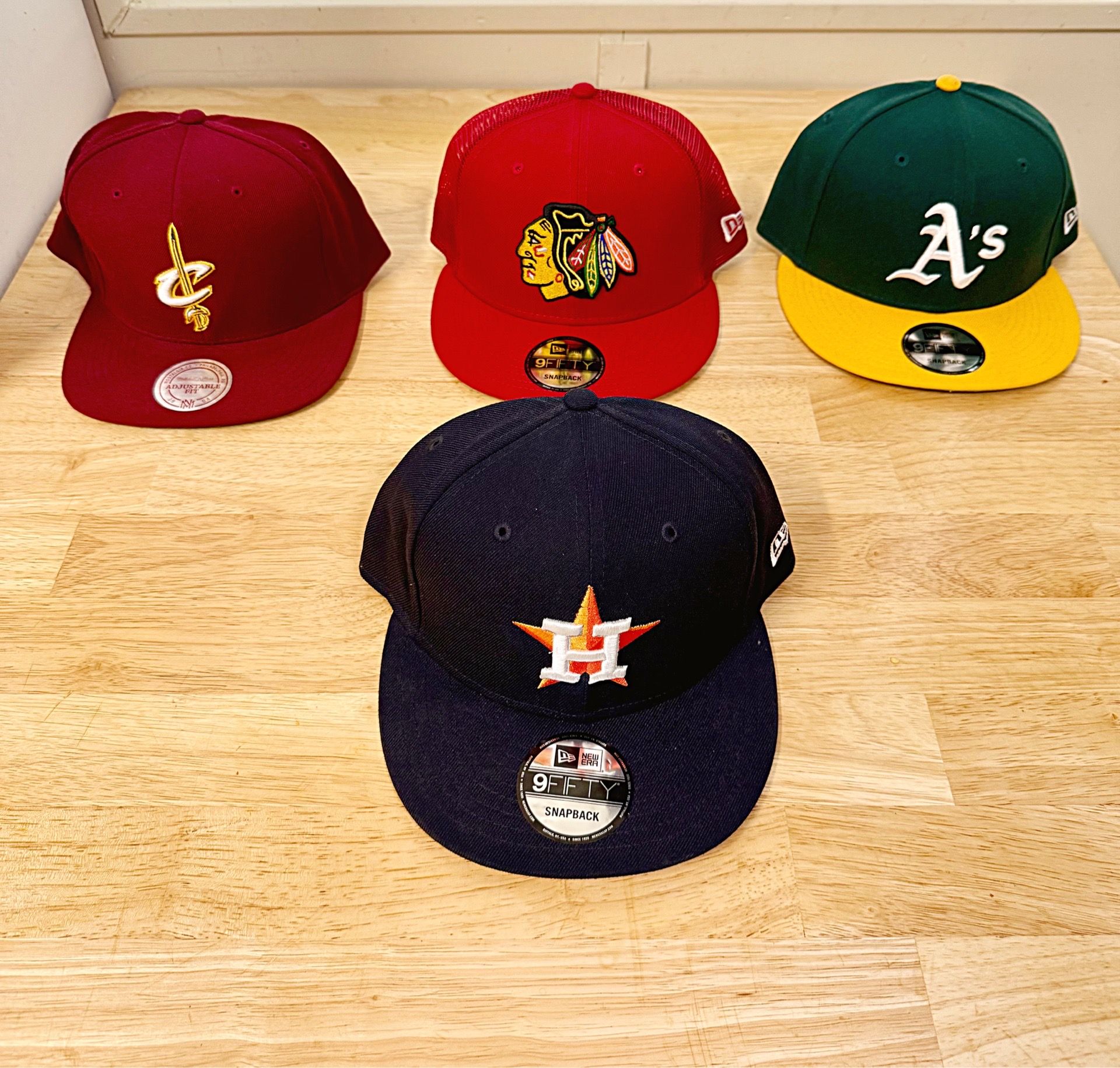 SnapBack Hats 25$ each!