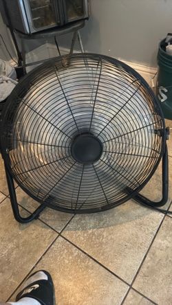 Mainstays black Fan for floor