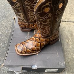 Size 10 Boots 