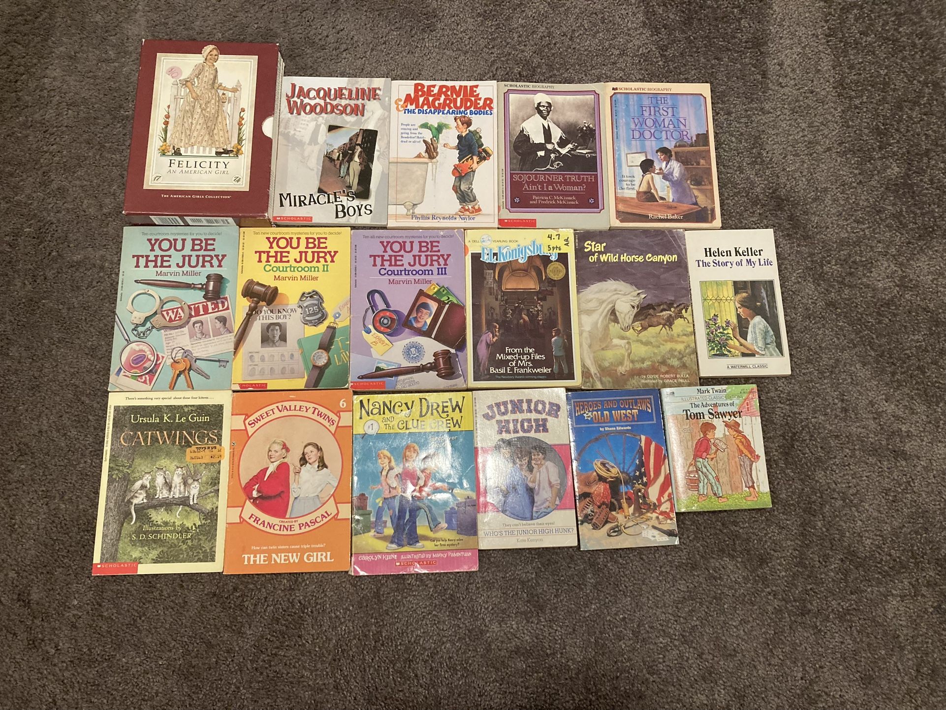 Lot Of 25 Kids Paperback Books - Great For School, Teachers, Reading