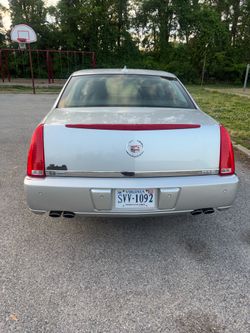 2010 Cadillac DTS