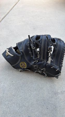 Mizuno Japanese Global Elite Order First Baseman  Glove