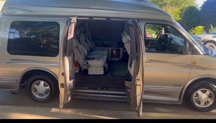 2002 Chevrolet Express