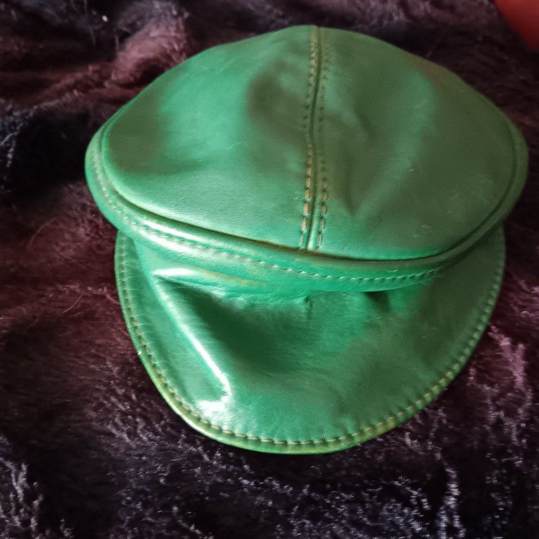 GREEN LEATHER CAP
