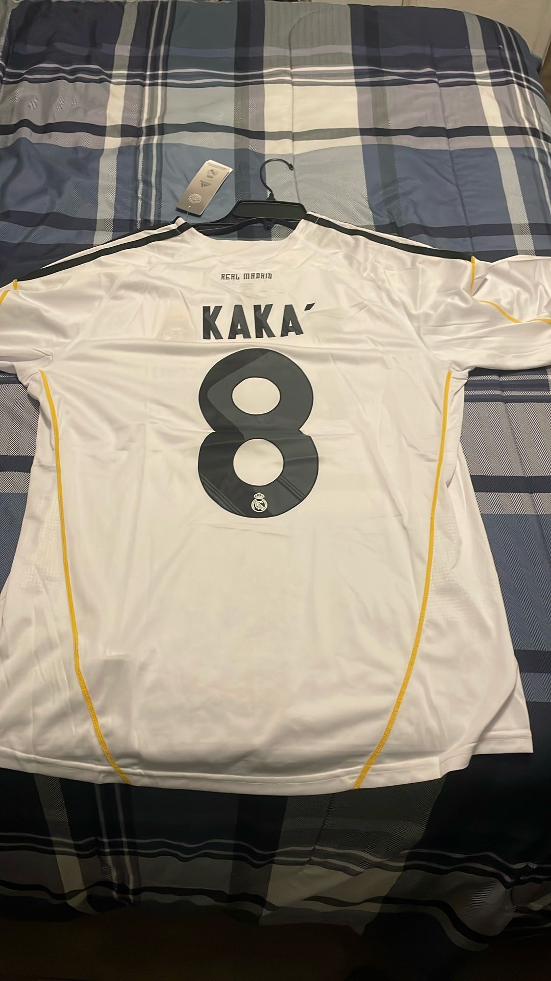 2009/10 REAL MADRID KAKA #8 HOME SHIRT (L)