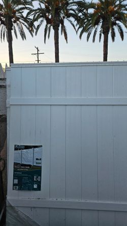 Vinyl fence panels