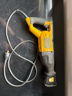 DeWalt Corded Reciprocating Saw 12 Amp