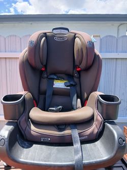 Baby car seat