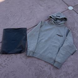 DARK OATMEAL ESSENTIAL SWEATER 