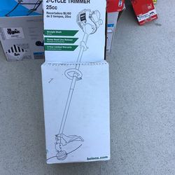 Bolens BL 160 25-cc 2-Cycle 16-in Straight Shaft Gas String Trimmer