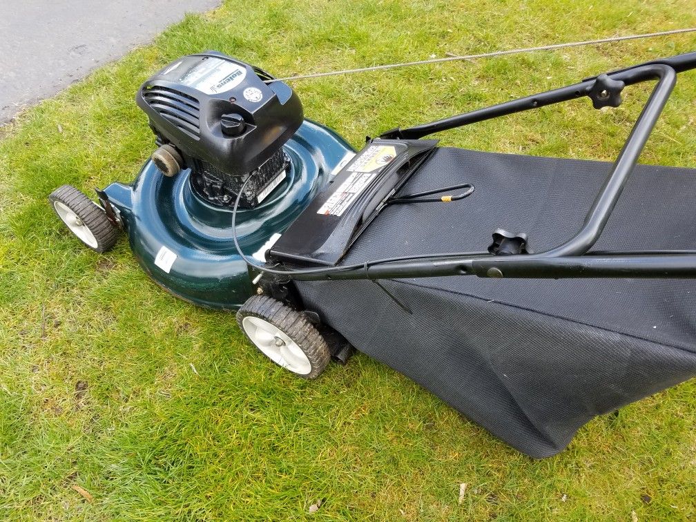 Bolens lawn mower with bag runs great for Sale in Olympia, WA OfferUp