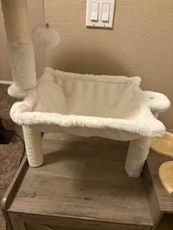 Enclosed Litter Box Cat Tower