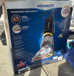 BISSELL NEW VACUUM