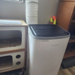 Frigidaire Portable AC UNIT