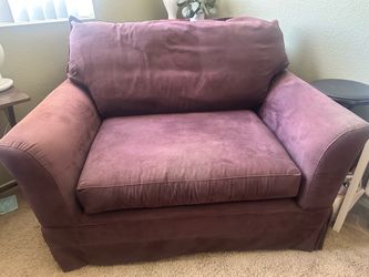 Hickory Hill Oversized Chair & a Half – Plum