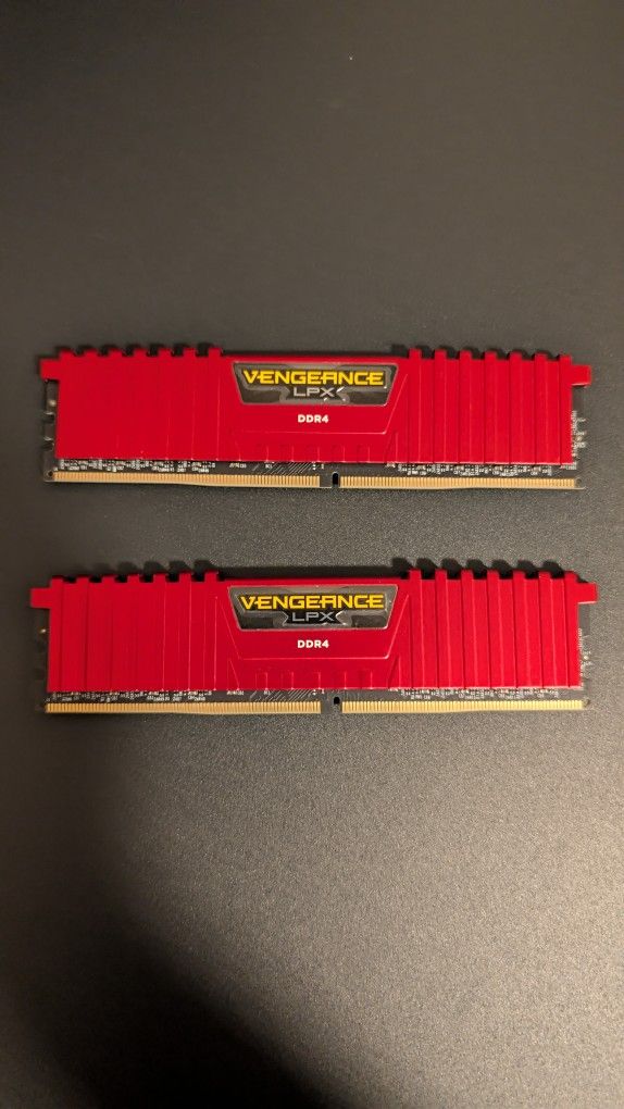 Corsair Vengeance LPX 16GB (2x8GB) DDR4 DRAM 2400 MHz C16 Desktop Memory