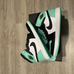 Jordan 1 High Glow