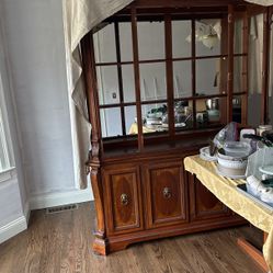 China Cabinet, hutch, Brown 