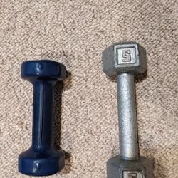 5lbs Single Dumb Bells...Not Matching 