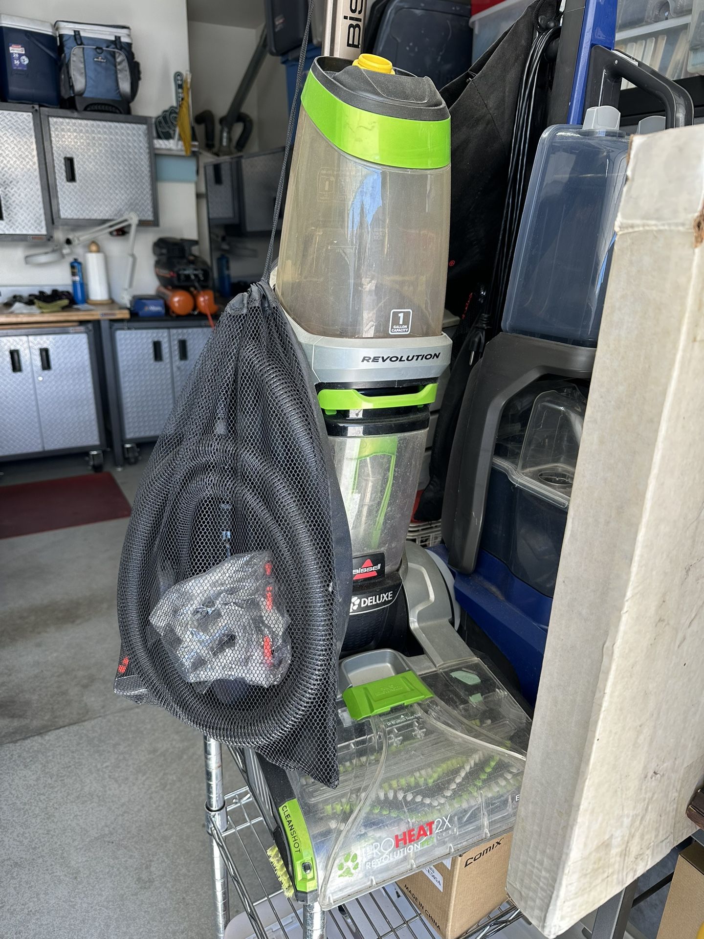 Bissell Carpet Shampooer