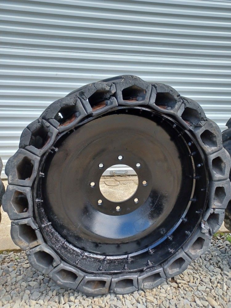 Bobcat Skid Steer Tires