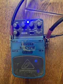 Behringer rv600 reverb machine pedal