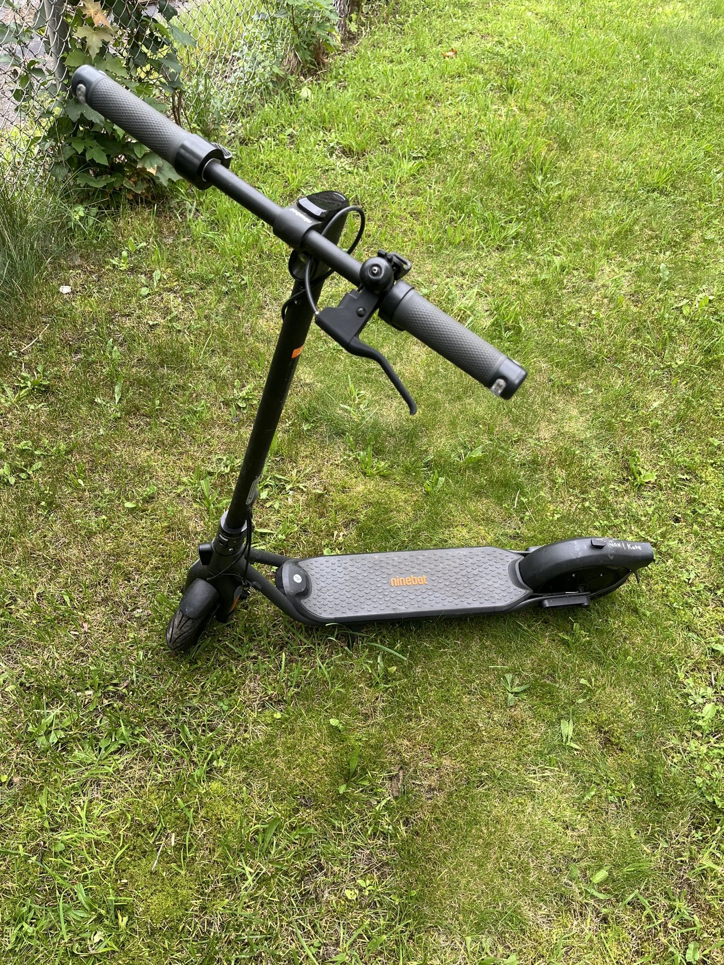Electric scooter