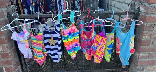 Summer Clothes.  Not free