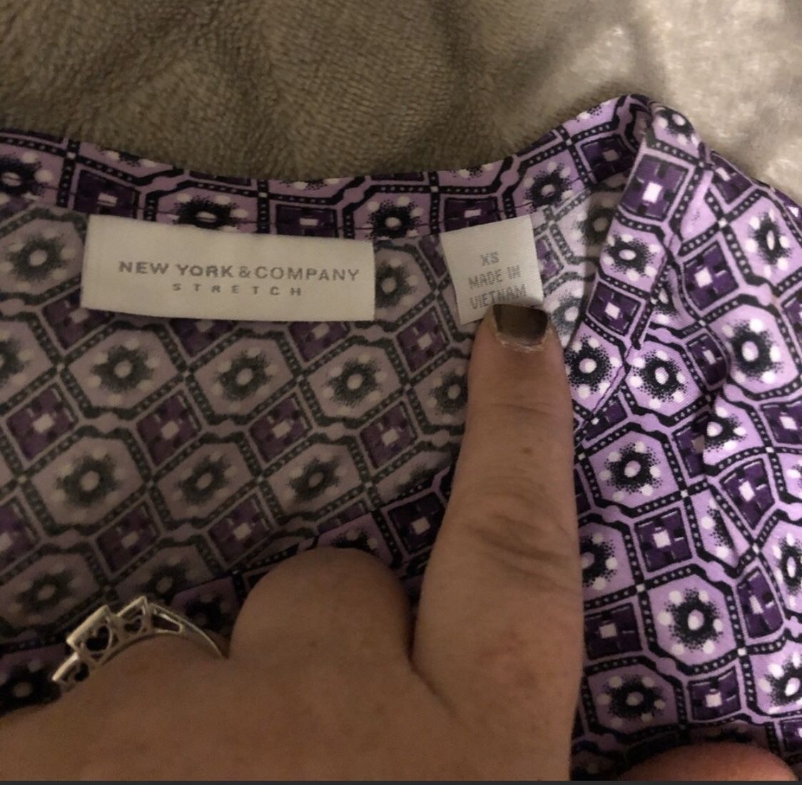 Women’s NY&Co Top LIKE NEW