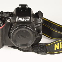 NIKON D5100 DSLR CAMERA, TWO LENSES