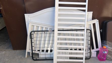 Baby crib