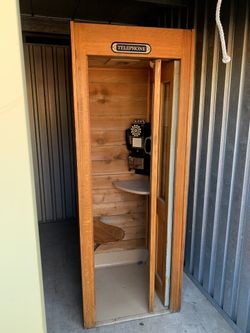 Phone booth