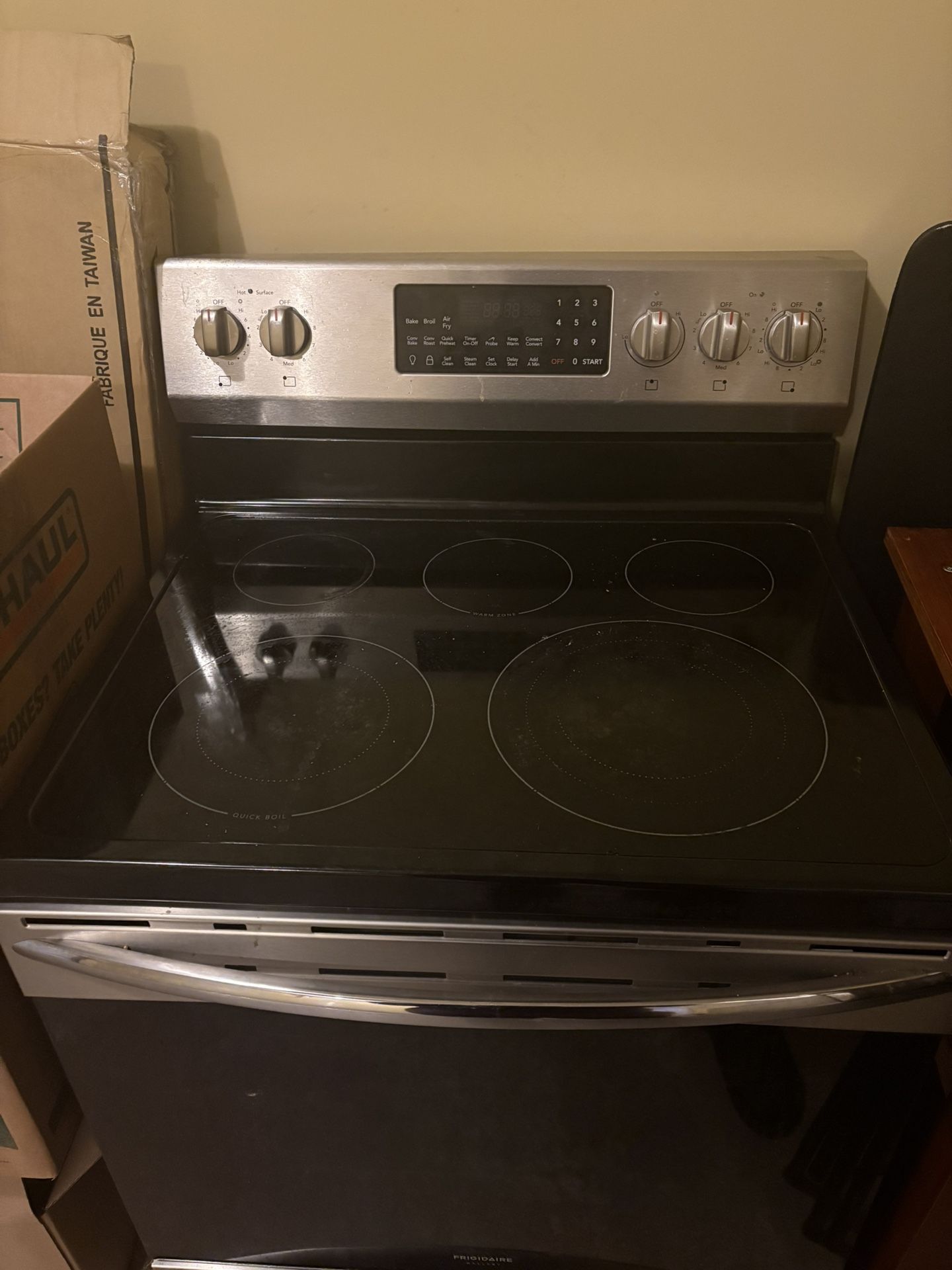 Stove Frigidaire