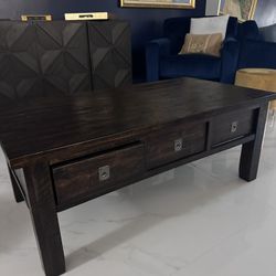 Dark- Chocolate Table Set