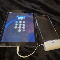 White 🤍 Mini iPad/iPhone & Android Power 🔋 Bank