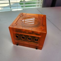 Custom Spice Orange GameCube with SD Card disk drive replacement. Region Free!