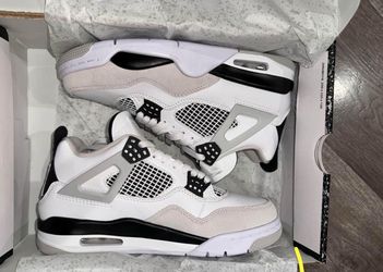 Air Jordan 4 Retro Size 10 Only