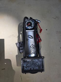 Bicycle tire pump