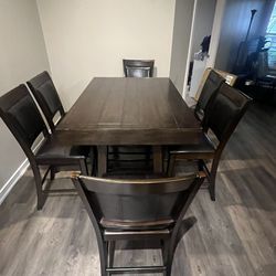 6 Pieces Dinning Room Table 