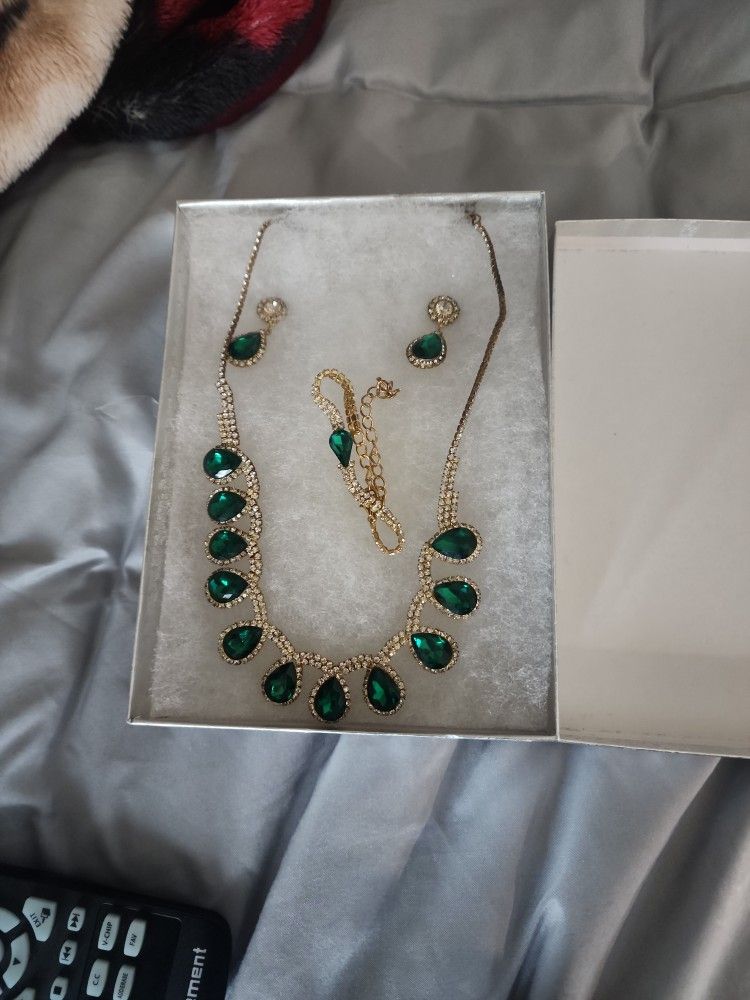 Fancy Formal Jewelry For Prom, Dances, Wedding, Quinceñera