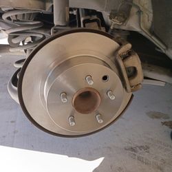 Brake Pads And Rotors Replacement Etc... Mobile Mechanic 