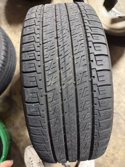 4 Tires And 2  Rims  Ford Mustang Almost New 