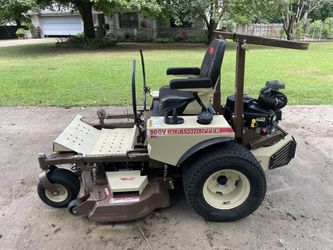 Grasshopper 328G4 Zero Turn Mower