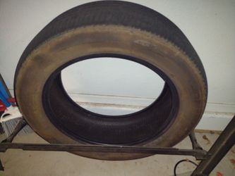 Tire 245/55R19