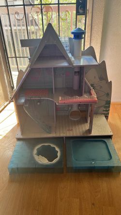 Doll house $5